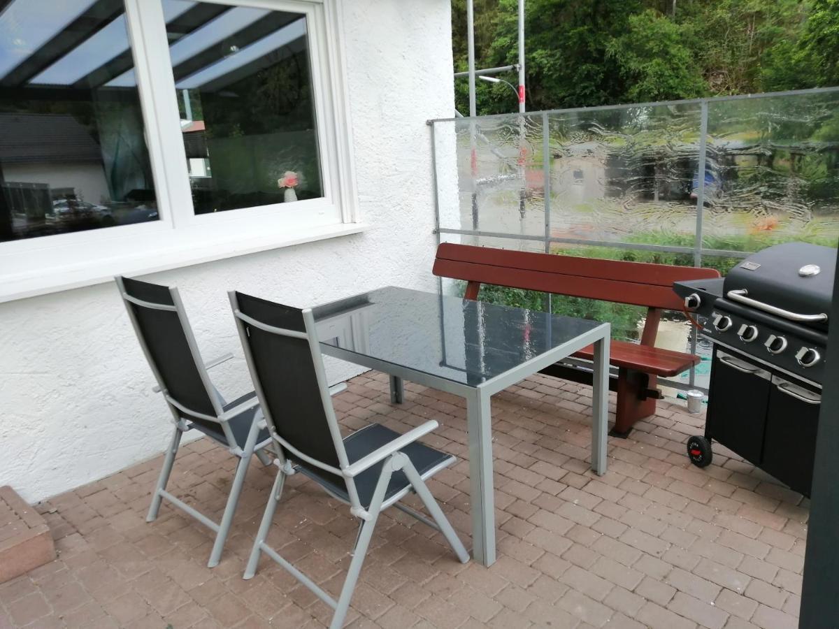 Apartment Am Felsen Zueschen Winterberg Buitenkant foto